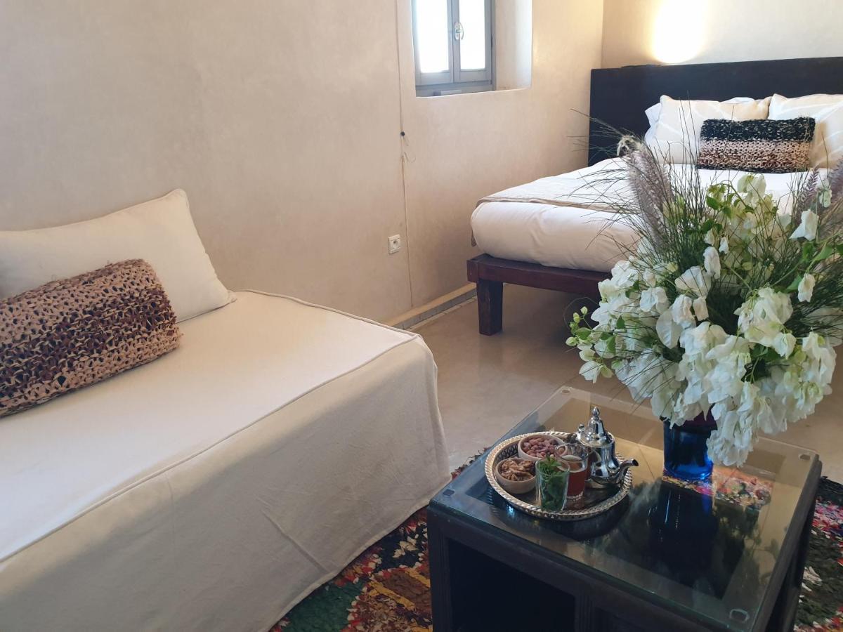 Dar Les Sirenes Otel Suvayr Dış mekan fotoğraf
